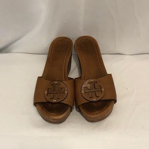 VGUC Size 6 Tory Burch Miller Wedges